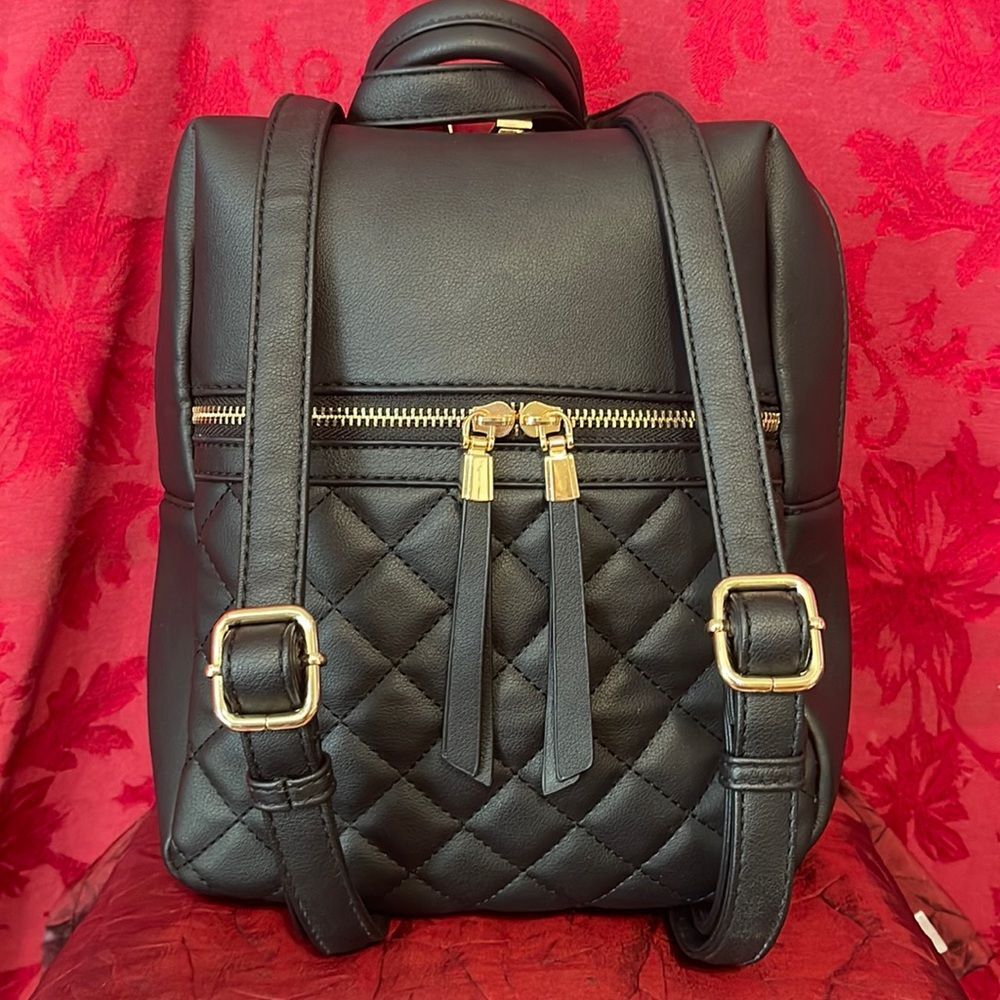 Unbranded‎ Leather Look half Quilted Backpack